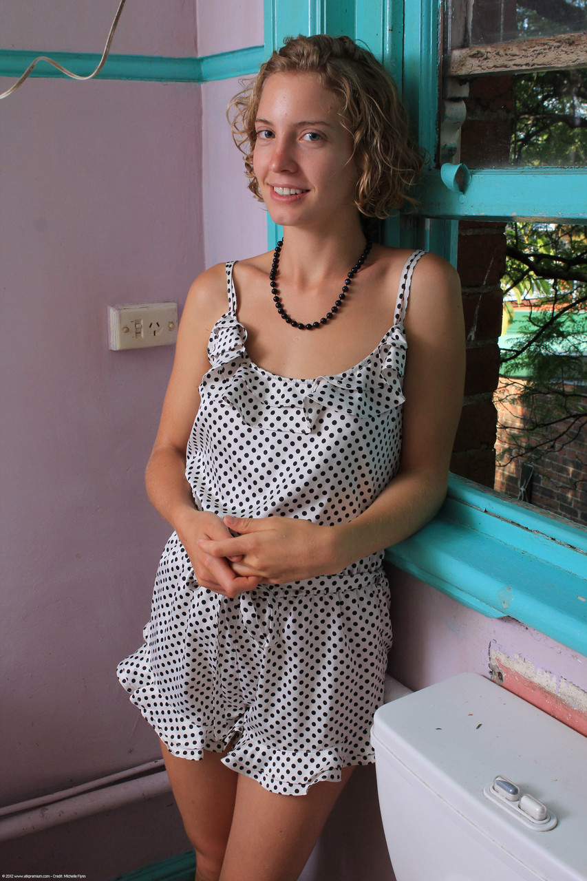 Curly-Haired Babe Kara Dasha Licks Her Boobs And Spreads Her Pussy