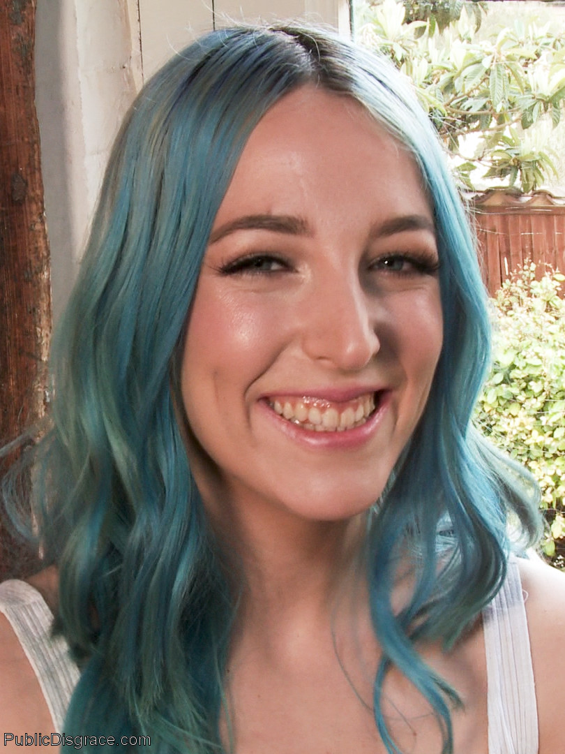 Cadence Lux И Liz Rainbow Публичное Унижение Обнажённые Фото С Max Cortes