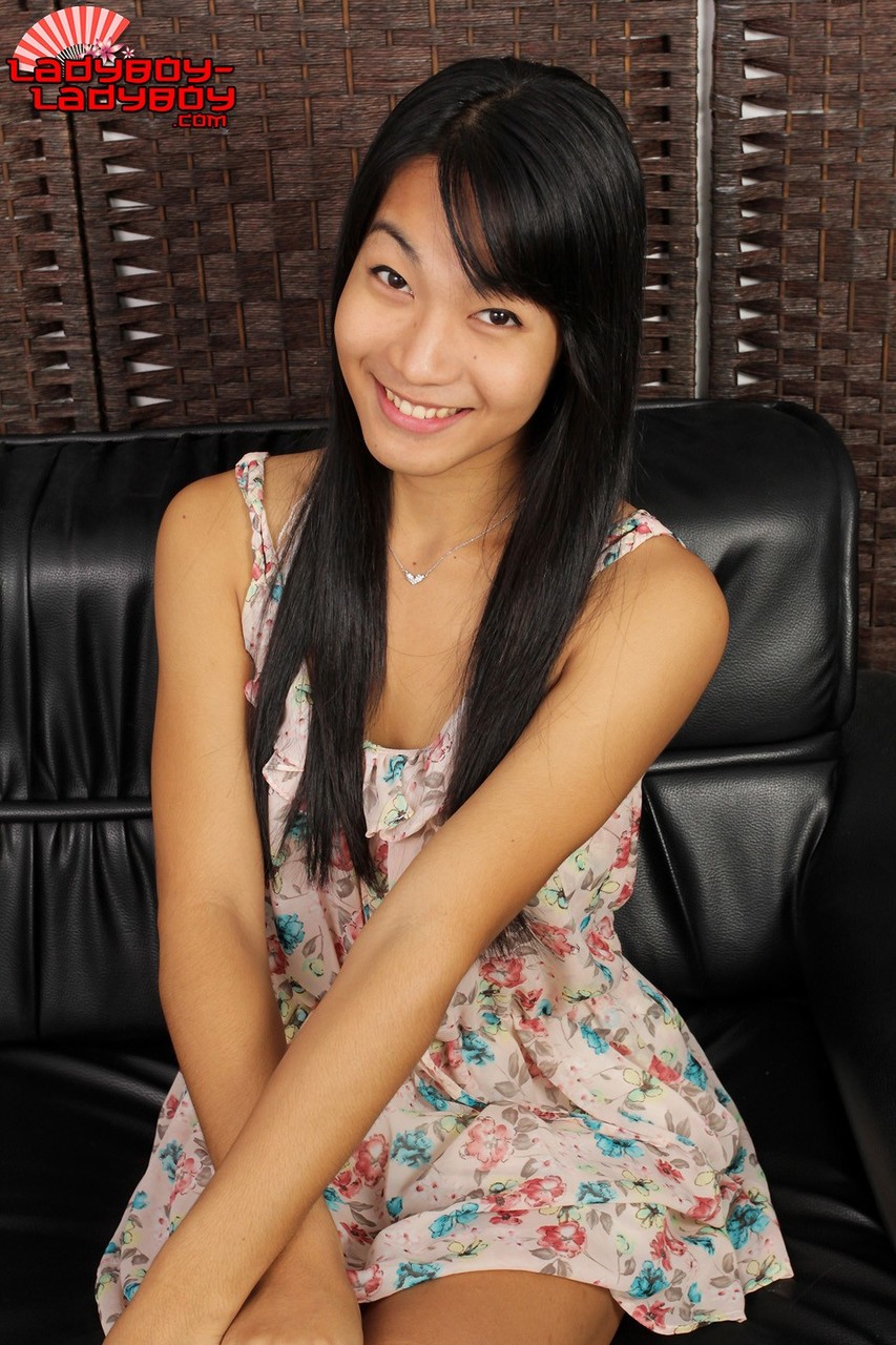 الآسيوية تي-جيرل جون في أكس إكس إكس حار