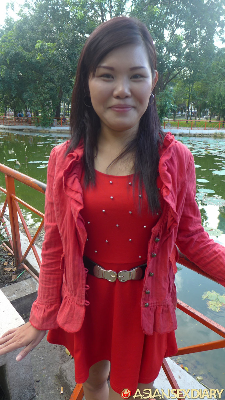 Sexy Asian Milf Chao Shows Hairy Pussy And Gives Hot Blowjob Before Sex