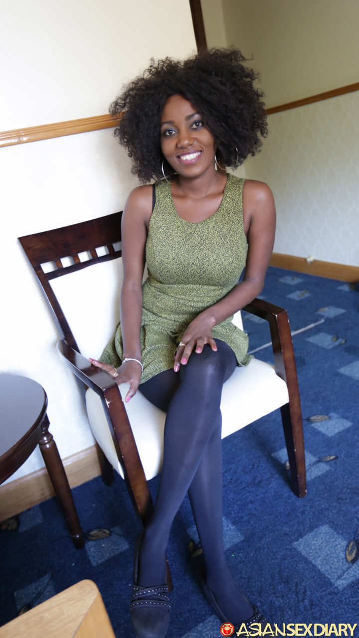 POV Sex With Ebony Amateur Fifi Showing Her Big Tits And Crazy Hair