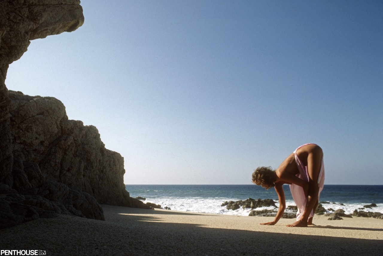 Beautiful Brunette With Big Tits Kristen Kolby Posing Naked Outdoors