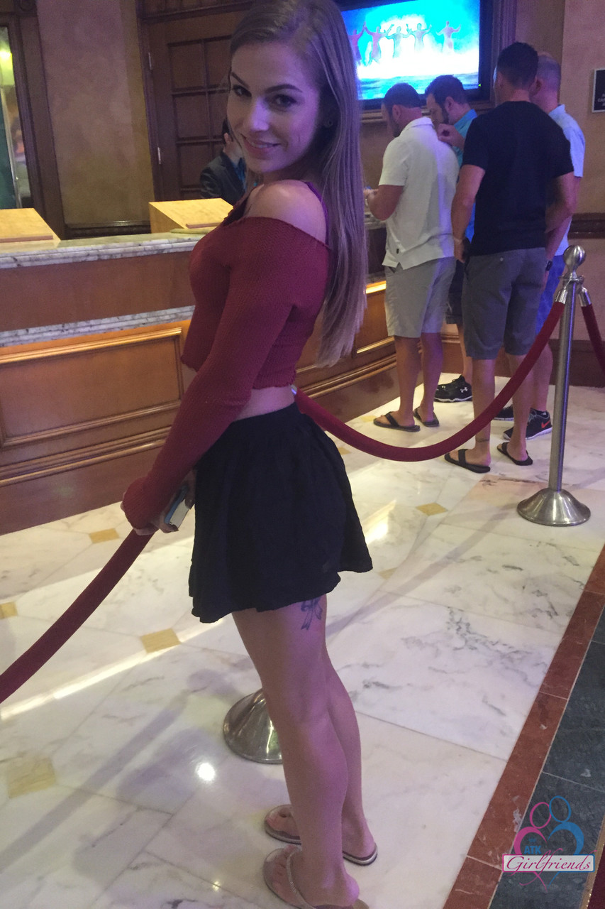 एटीके गर्लफ्रेंड्स सिडनी कोल एक्सएक्सएक्स छवियाँ