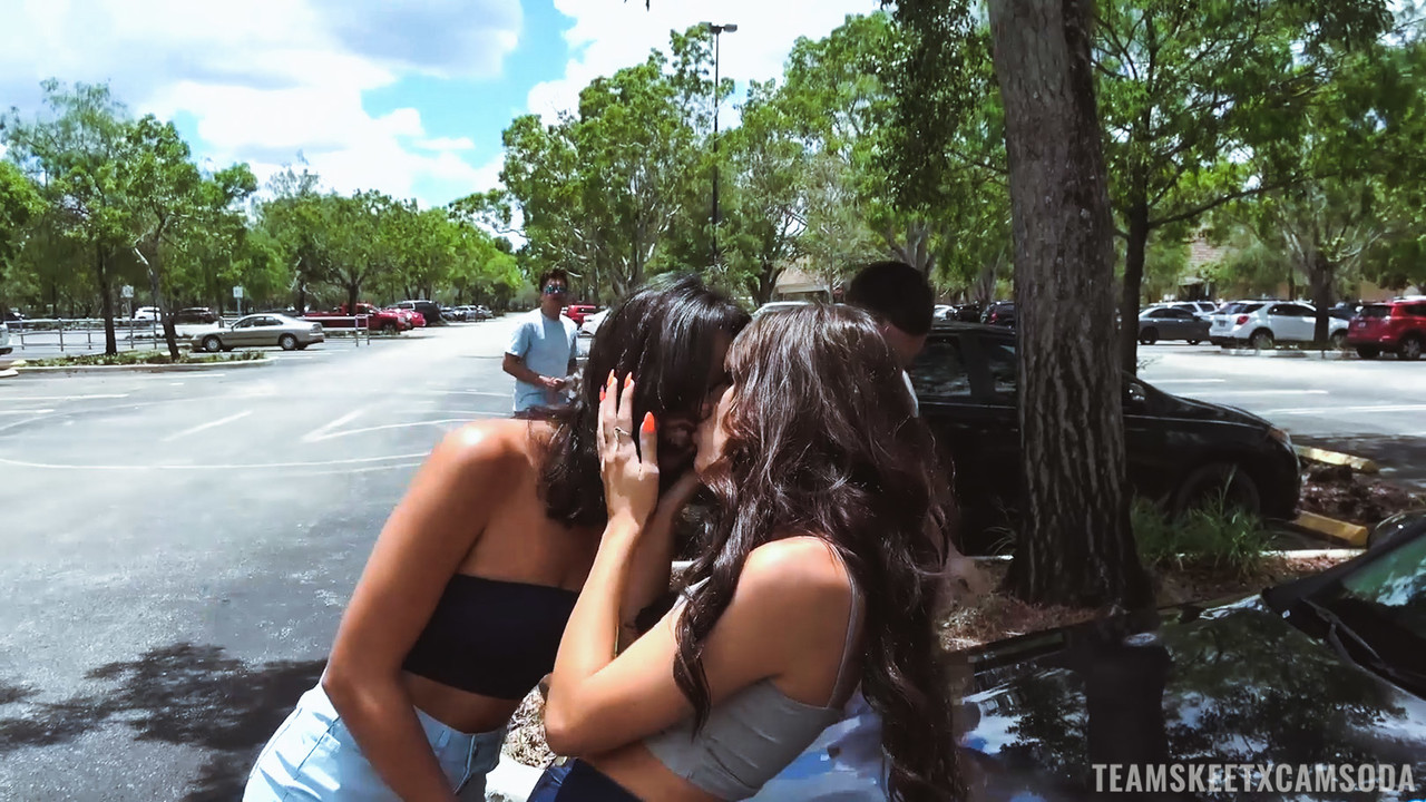 Horny Lesbians Vienna Black & Dana Wolf Have Oral Sex In Car