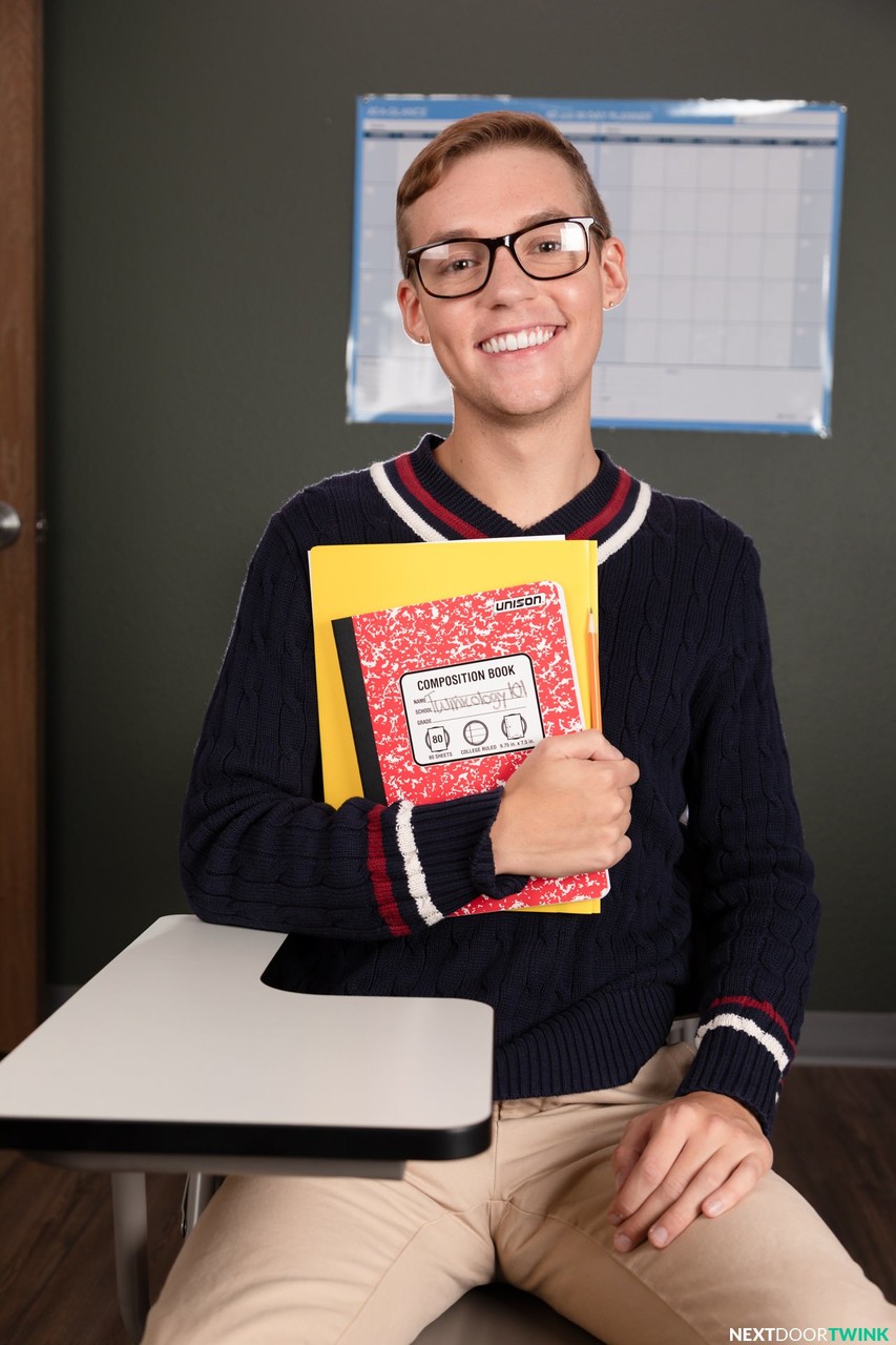 Gay Maestro Dakota Payne Y Calientes Twinks Maman Polla En Clase