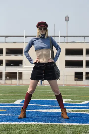 Lily Rader – Blonde in Glasses Shows Her Tits and Ass in Public