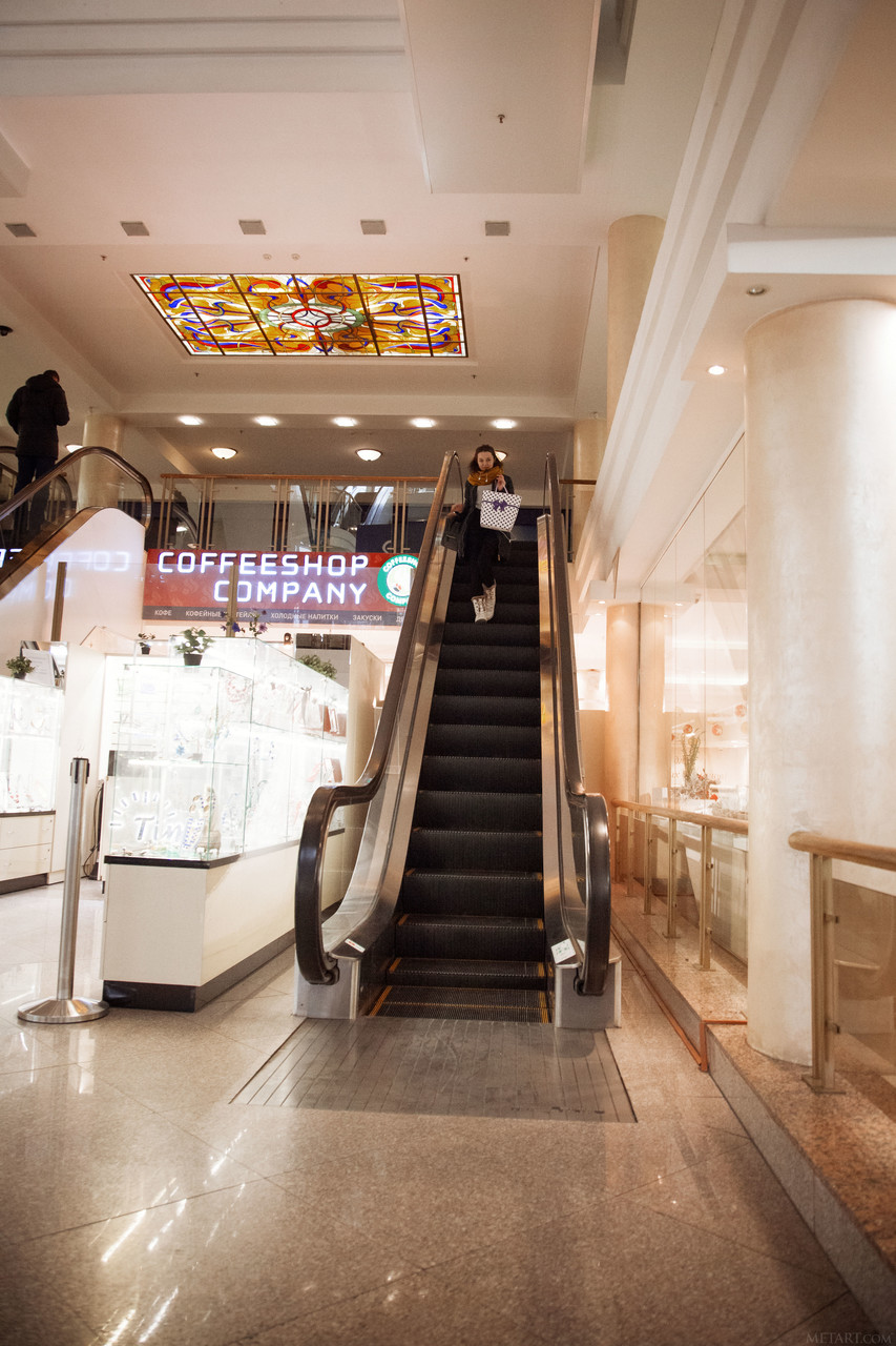 Sexy Teen Ulia Strips And Shows Round Ass And Unshaved Coochie