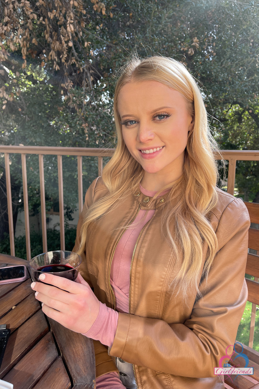 ATK Girlfriendsのパリス・ホワイト裸写真