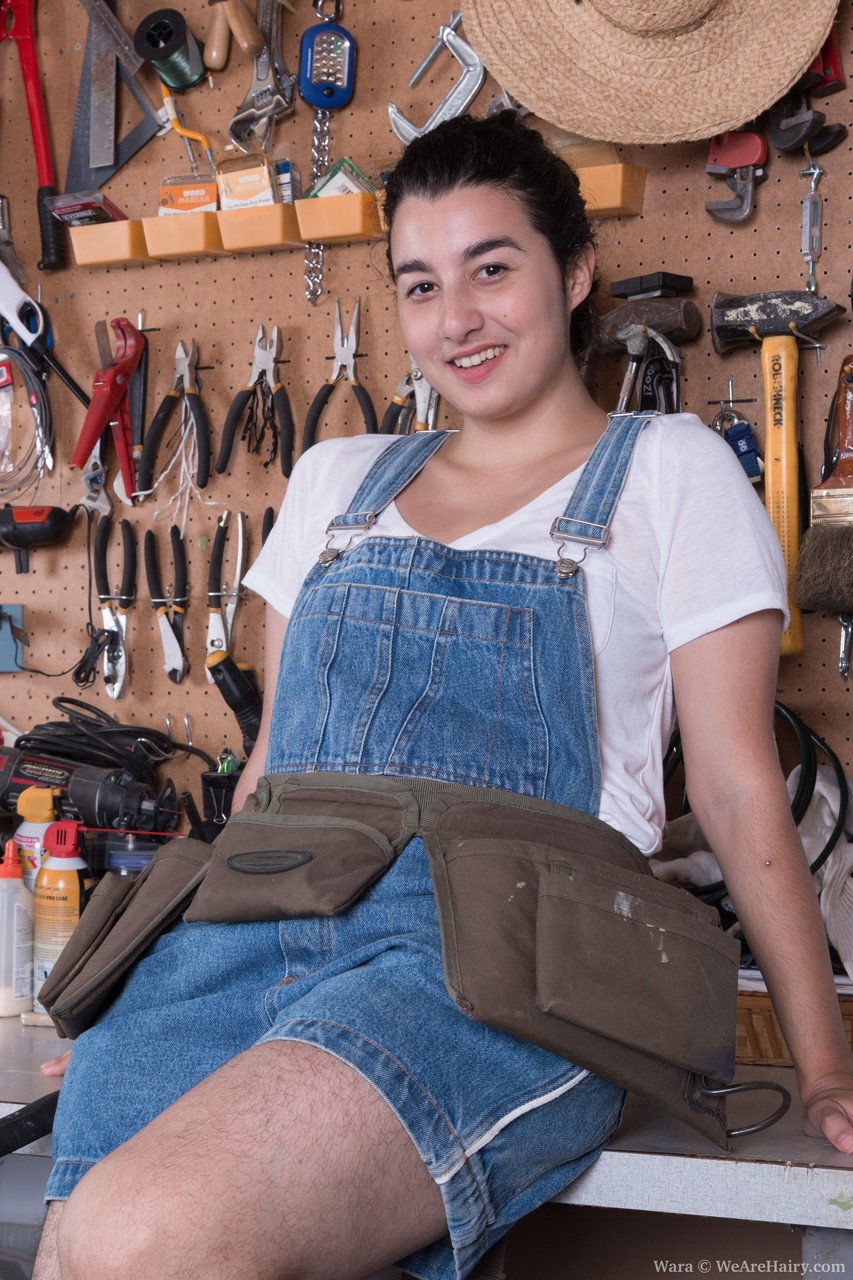 Kinky Wara In Denim Dress Reveals Chubby Hairy Body