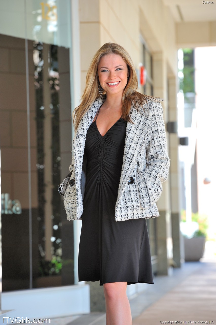 Charming Beauty Carolyn Lifts Dress In Public & Shows Hot Ass & Pussy