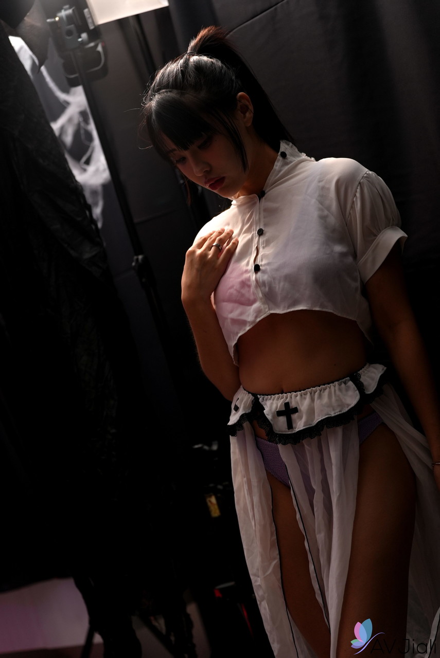 Vadia Chinesa Li Zhiyan É Fodida Duramente Na Festa De Halloween