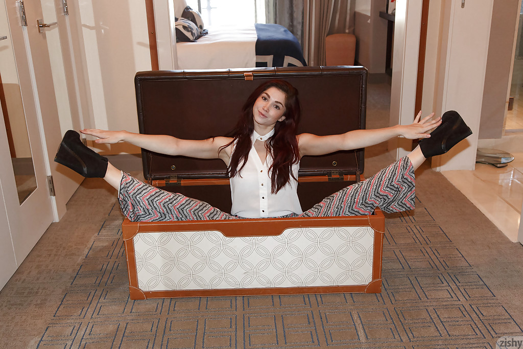 Charming Brunette Amateur Jazz Reilly Posing In Hot Bikini Outdoors