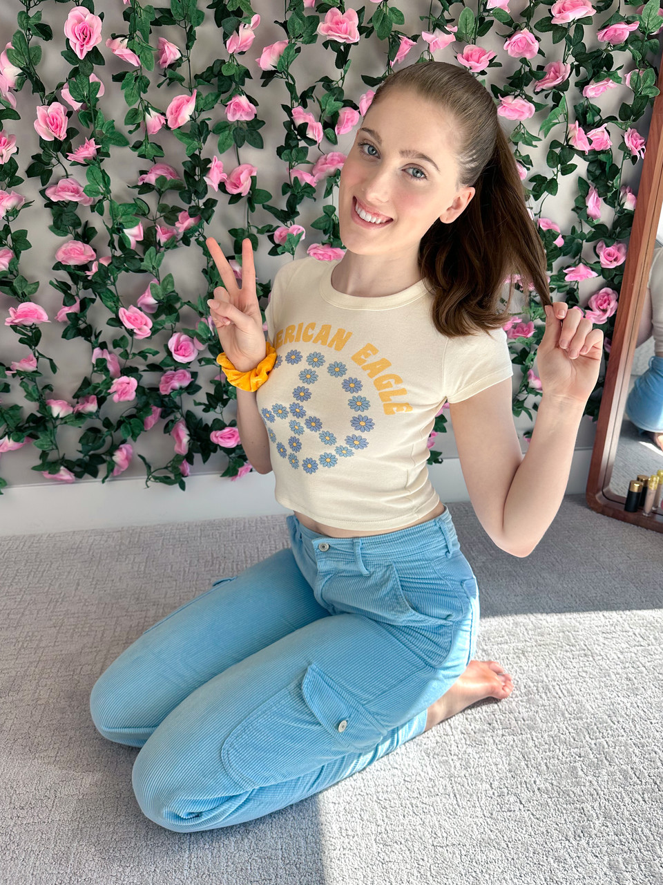 OnlyFans Emily Belmontt Zieht Sich Für Dich Aus